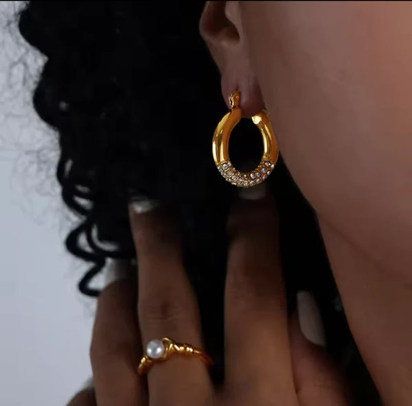Ethereal Sparkle 18k Gold Hoops