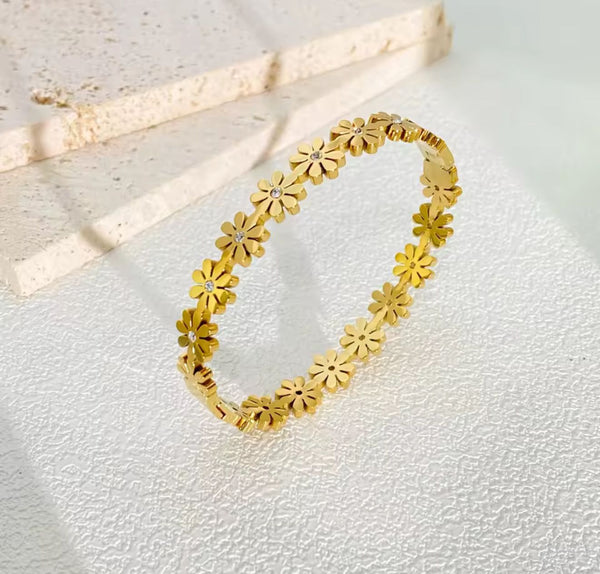 Premium Quality Flower Bangle | Stainless Steel