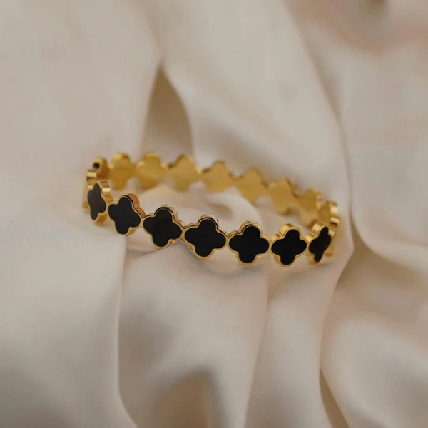 Premium Clover Loop Stainless Steel Black & White Bangle