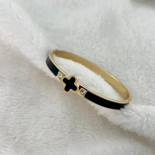 Elegant Stainless Steel Clover Handcuff