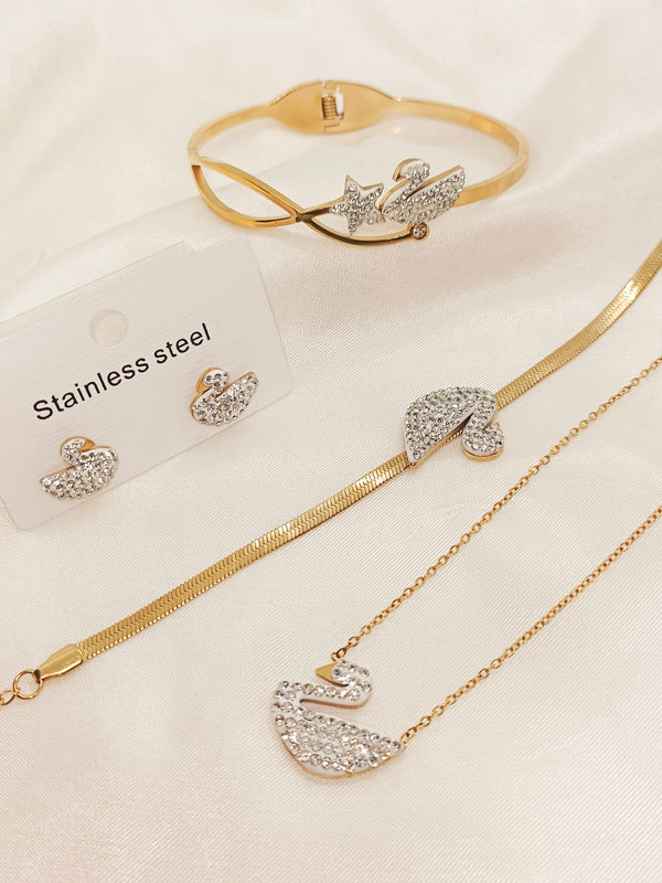 Sparkling White Swan Stainless Steel 4 Pcs Combo Set