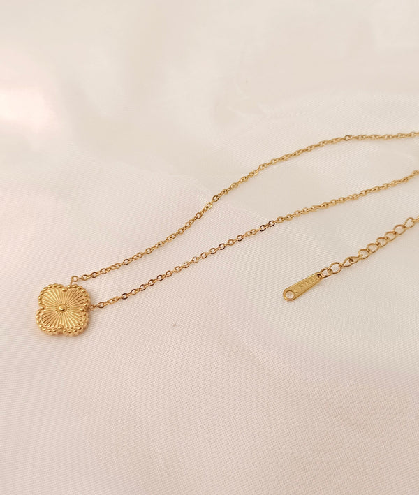 Classic Four Leaf Clover Gold Color Pendant Necklace