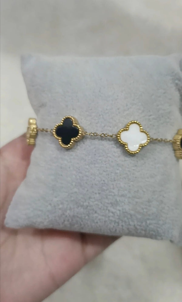 Trendy Reversible Clover Bracelet