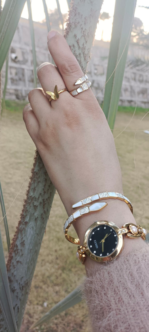 Shell Snake Titanium Studded Handcuff