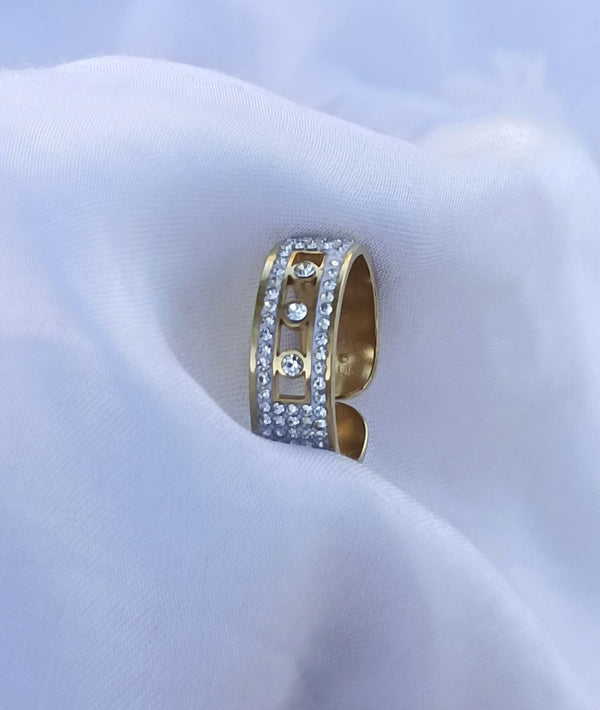 18k Gold Adjustable Zirconia Ring