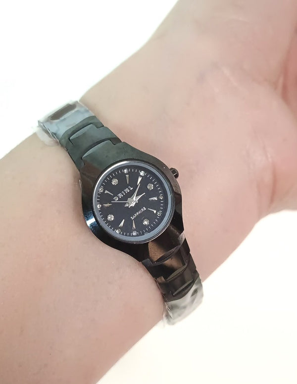 Premium Ceramic Black Watch – Scratch Resistant