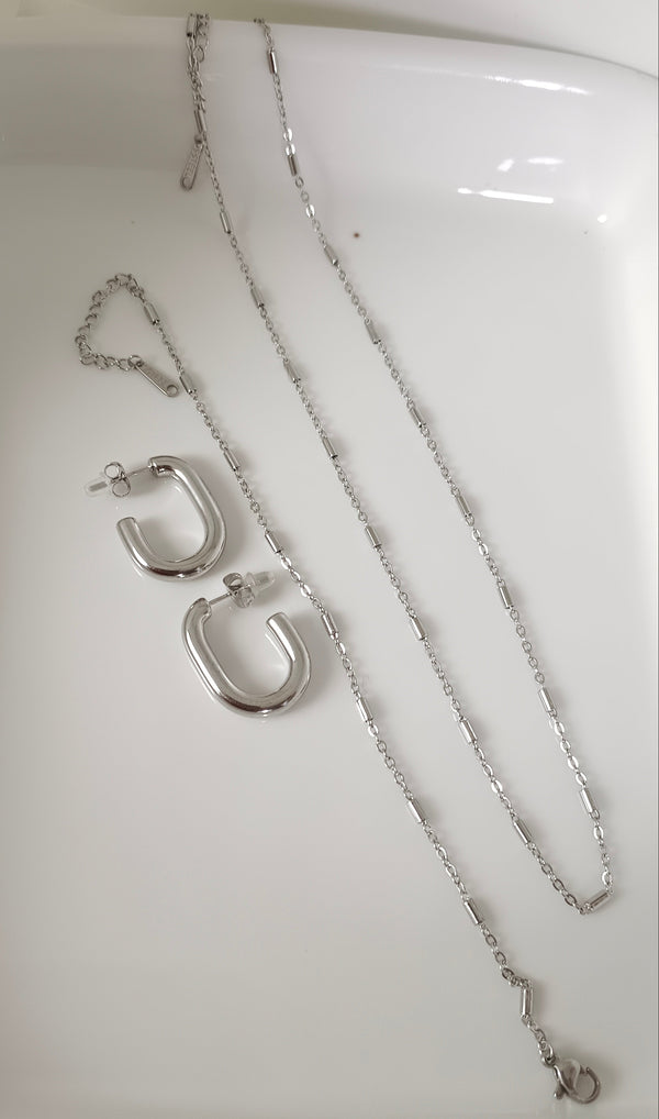 Silver Bar Set