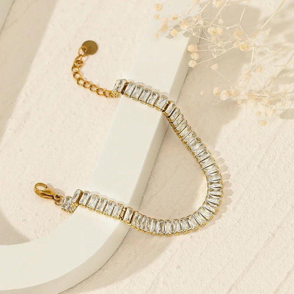 Diamond-Cut Radiance Bracelet – Timeless Sparkle for Effortless Glamour