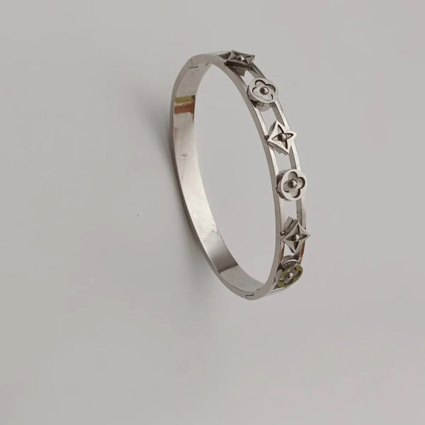 Amorino Silver Bangle | Stainless Steel