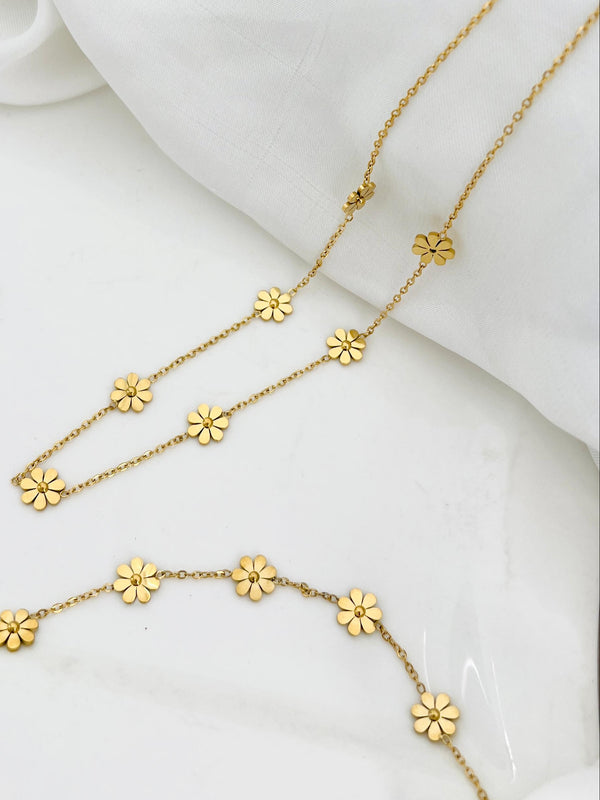 Flower Necklace & Bracelet Set