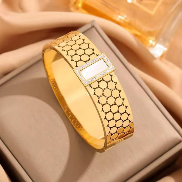 White Gem Gold Gala Cuff