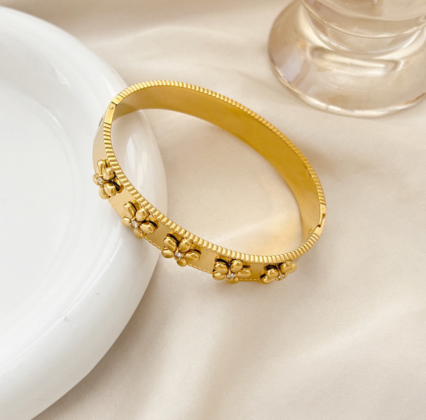 Shining Flower Bangle | Water Proof , Gold Plated & Stainless Steel