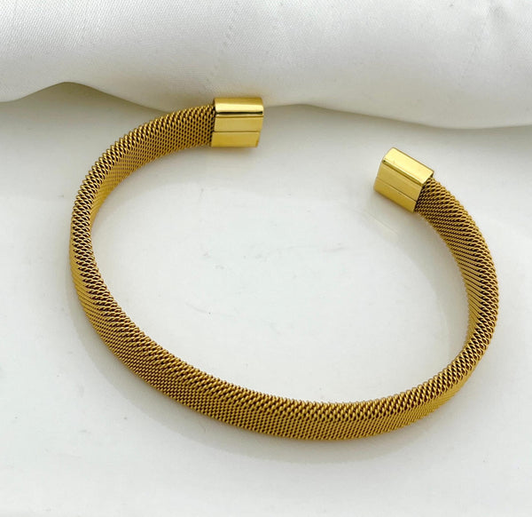 Gold Plated Mesh Bangle | Water Proof | Premium Quality