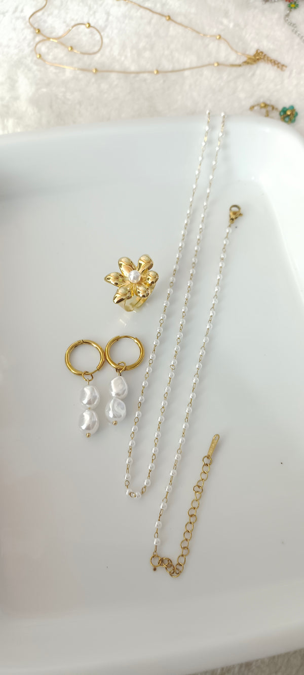 Pearls 4 pcs
