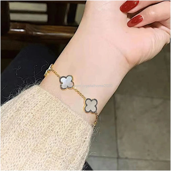 Classic Black Four Leaf Link Bracelet for Women Girls