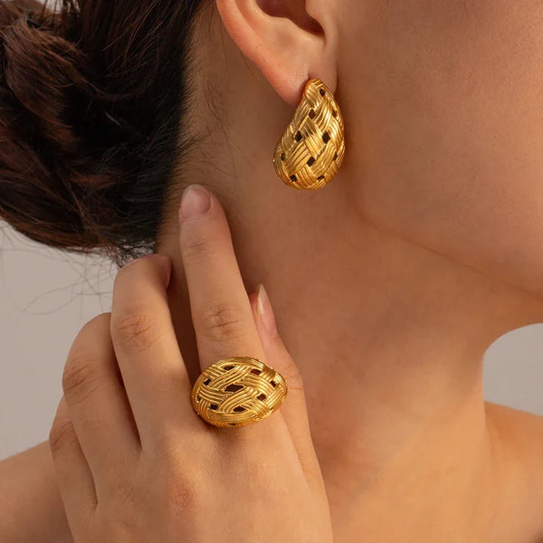 Water Drop Braid 18k Gold Earrings