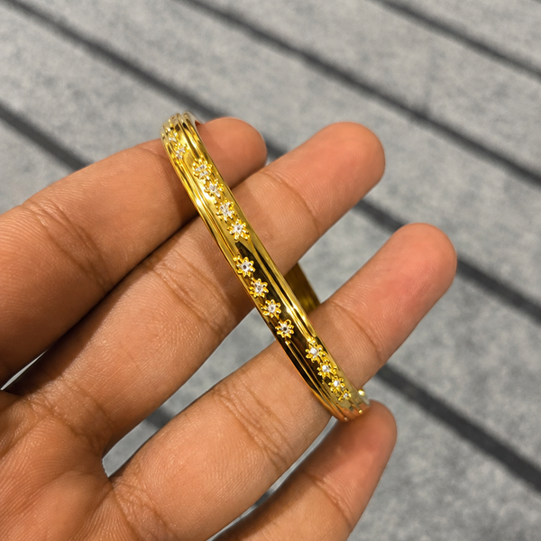 Gold Crystal Flower Bangle | Gold Plated & Stainless Steel