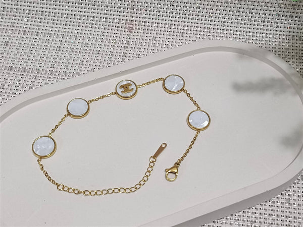 Classic bracelet