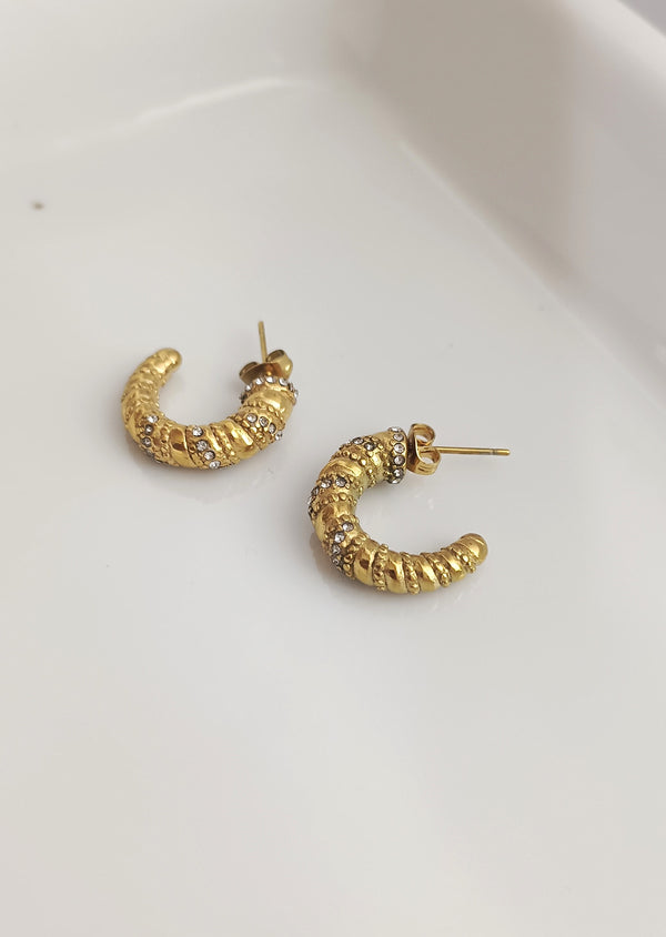 Cyra Hoops