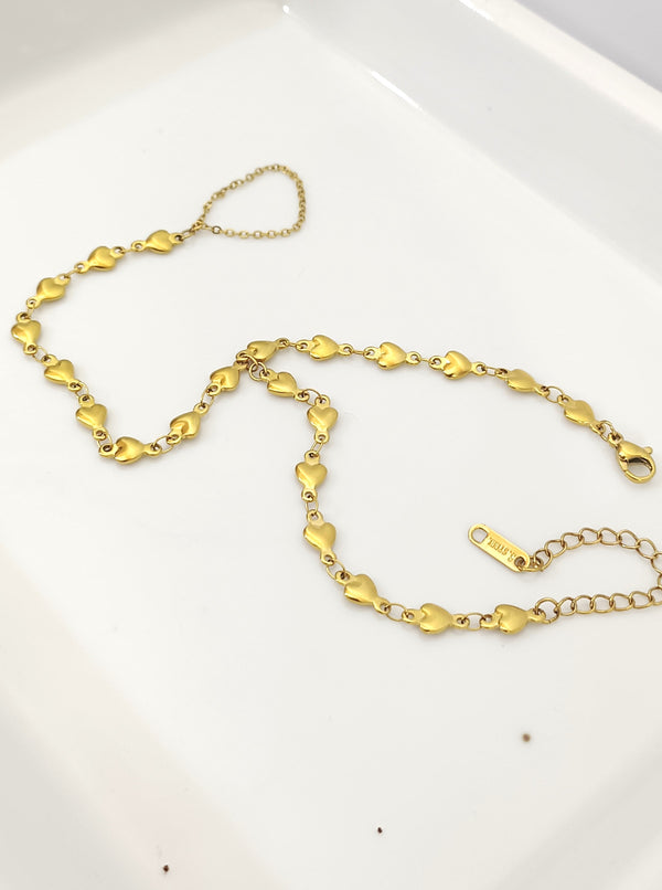 Heart Loop Minimal Hand Chain