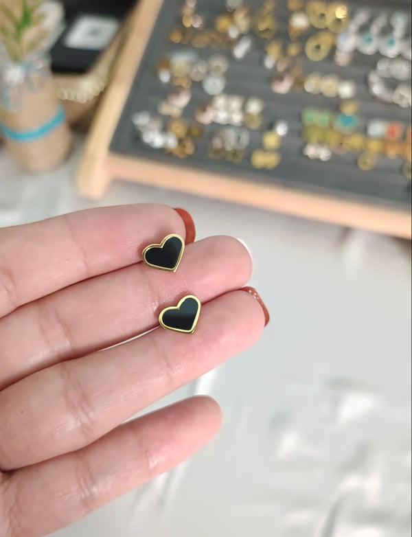 Heart Black Stud