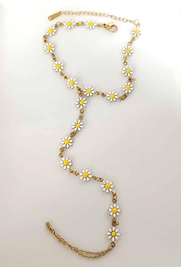 Daisy Hand Chain