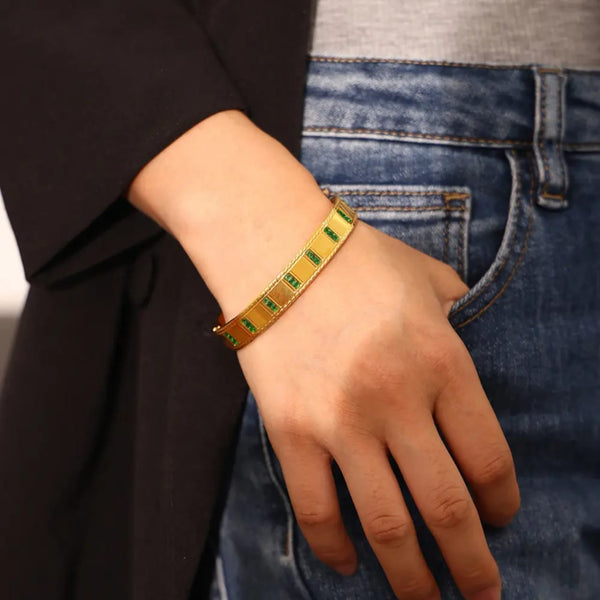Ever Green Emerald Bangle – Timeless Elegance in Every Shade of Green