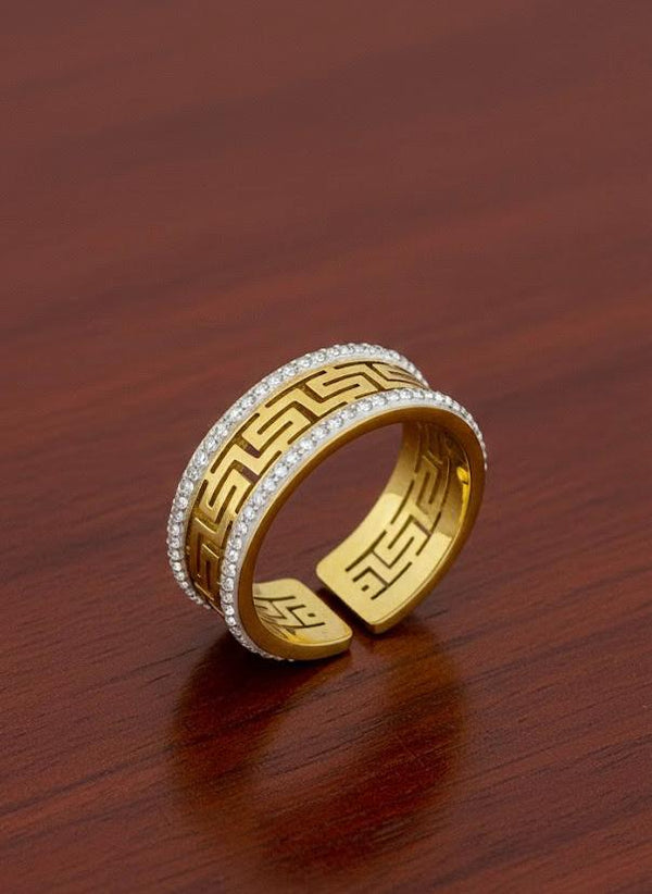 Hollow-out Wall Pattern Band Ring