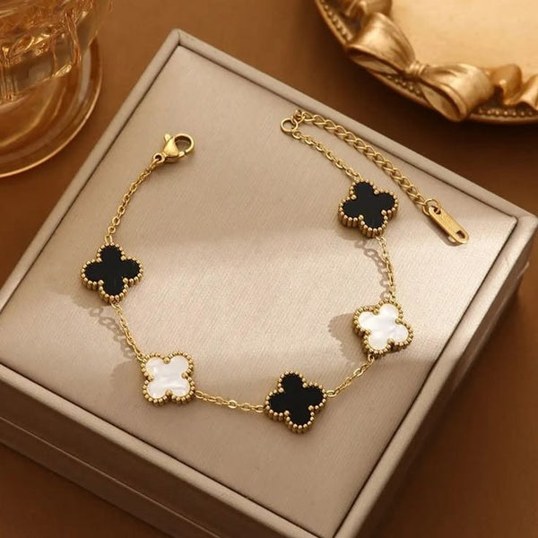 Trendy Reversible Clover Bracelet