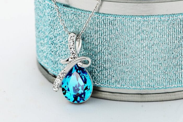 New Fashion Woman Natural Blue/Purple Teardrop Gem Stone Pendant-Silver Necklace