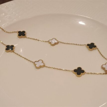 clover necklace long