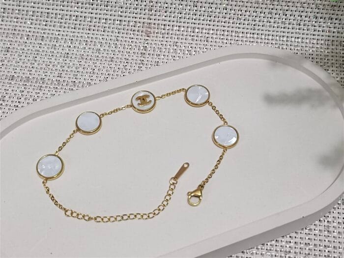 Classic bracelet