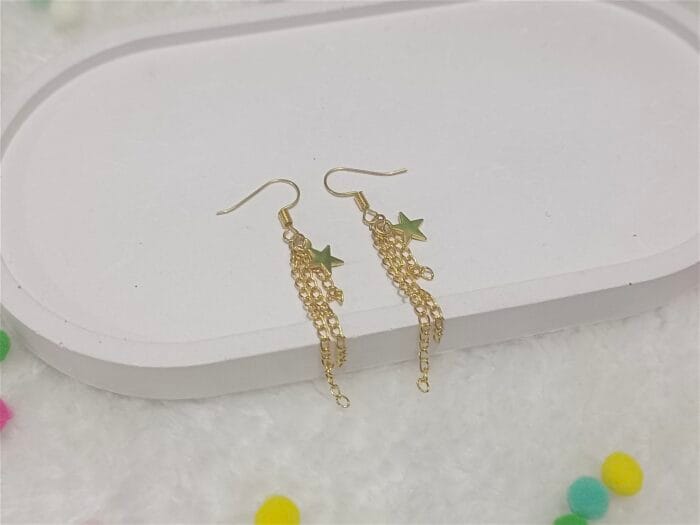 Handmade golden chain earrings