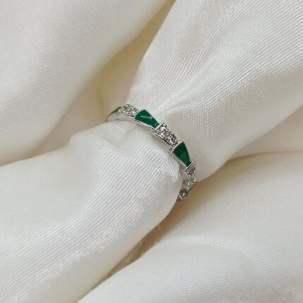 Dazzling Sterling Silver Ring