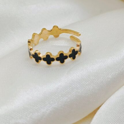 Stainless Steel Clover Loop Adjustable Ring (Black)