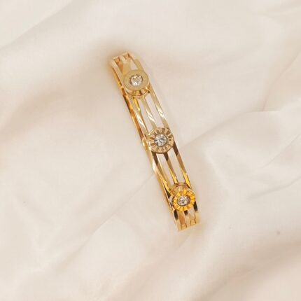 Trendy Stainless Steel Roman Numerals Golden Bangle