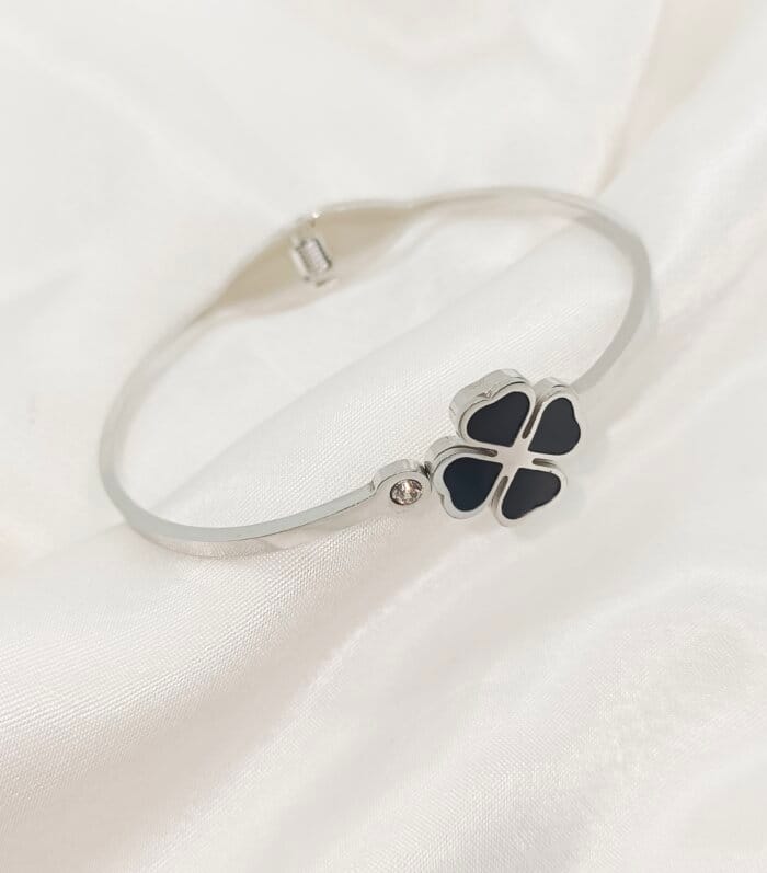 Stainless Steel Flower Silver Handcuff