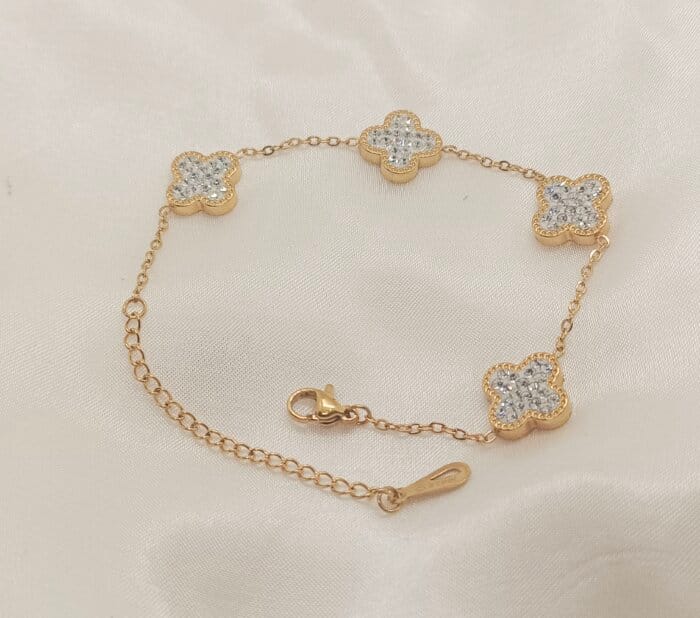 Stainless Steel Sparkling Zirconia Clover Bracelet