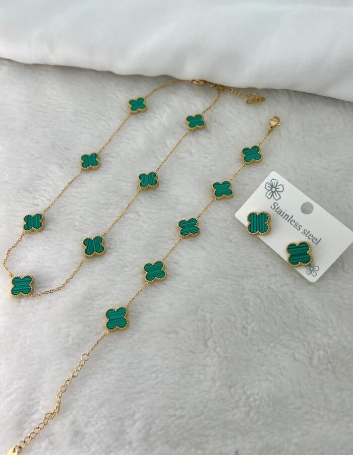 Stainless Steel Green Clover Necklace Set ``