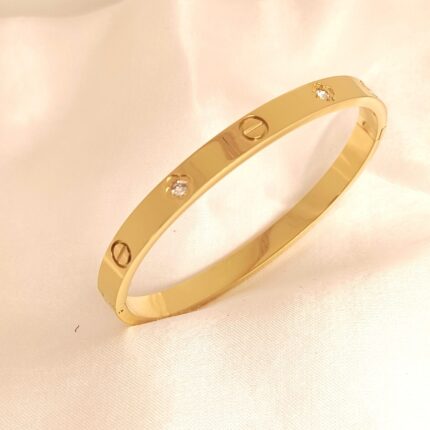 waterproof jewelry in Pakistan.