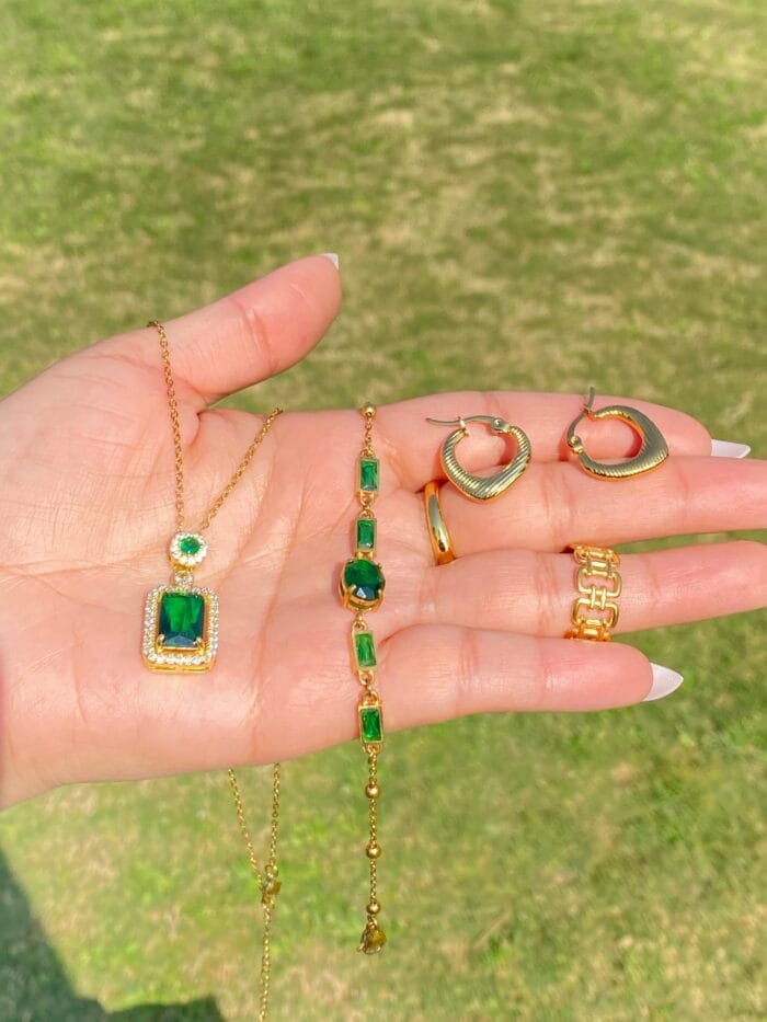 Shiny Green 4 Pcs Deal| Water Proof | Tarnish Free