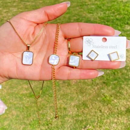 Classic Double Sided Pendant 4 Pcs White Combo Set | Tranish Free